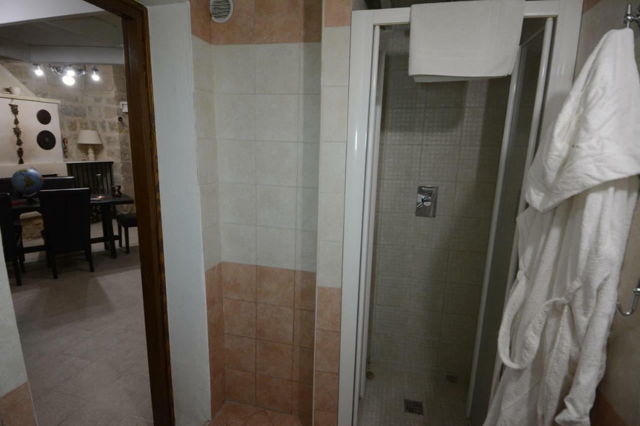 B&B Domus Gaia Lecce Dış mekan fotoğraf